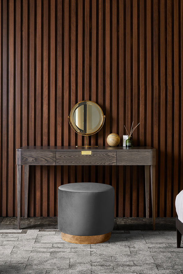 ada dressing table 4215