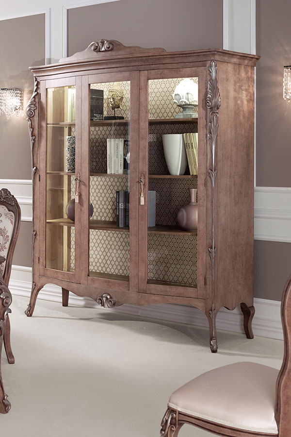 aura 3 doors cabinet 5403