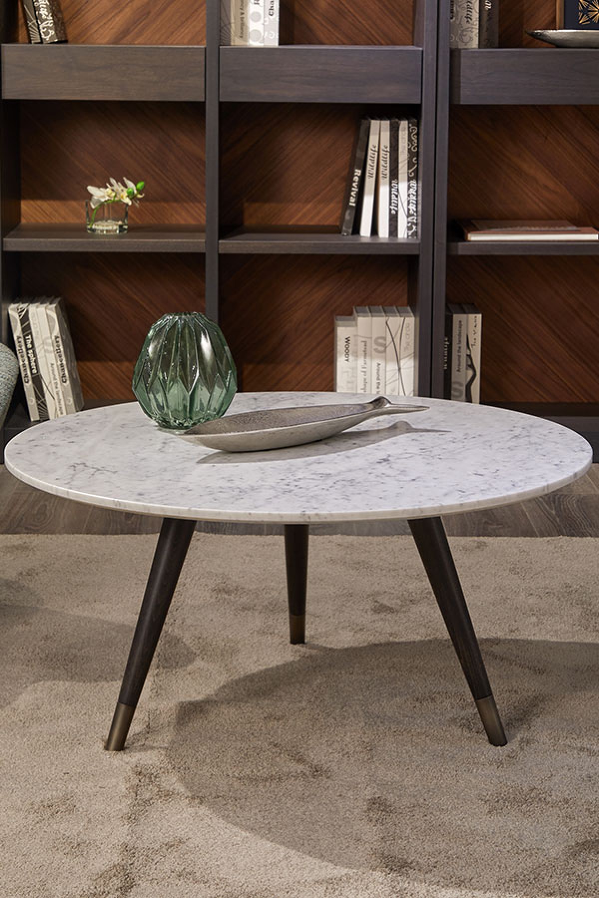 round marble coffee table on 3 legs 7998 9184