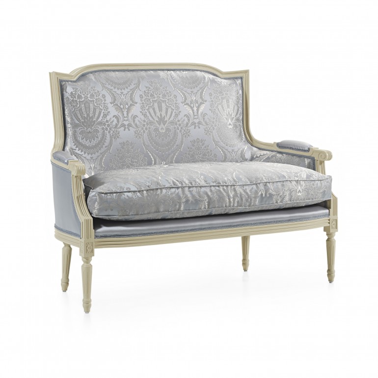 Classic Style 2 Seater Sofa Made Of Wood Victoria Sevense