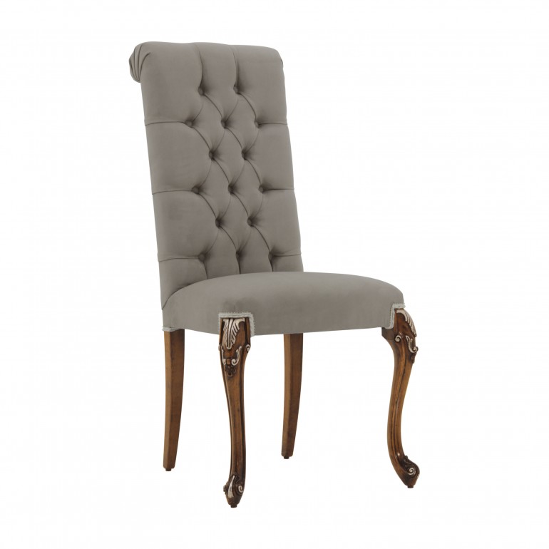 Classic chair Serena by Sevensedie - beech wood frame - deep button back - polished in antique light Bassano finish with silver leaf decorations