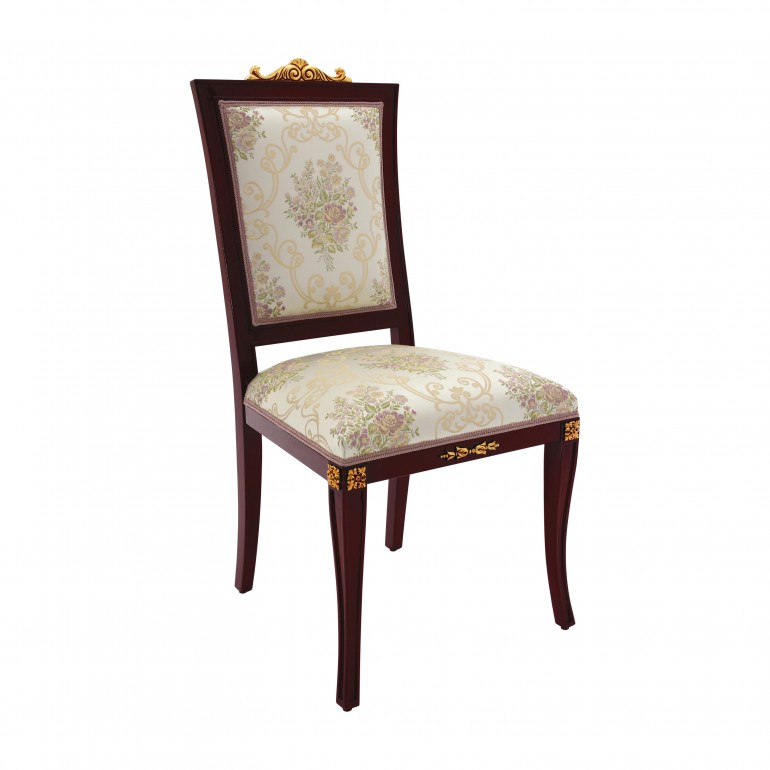 Victorian chair Lorena by Sevensedie in  classic Victorian style - beech wood frame - polished in antique glossy mahogany with gold leaf accents. Upholstered in floral cream/salmon damask fabric.