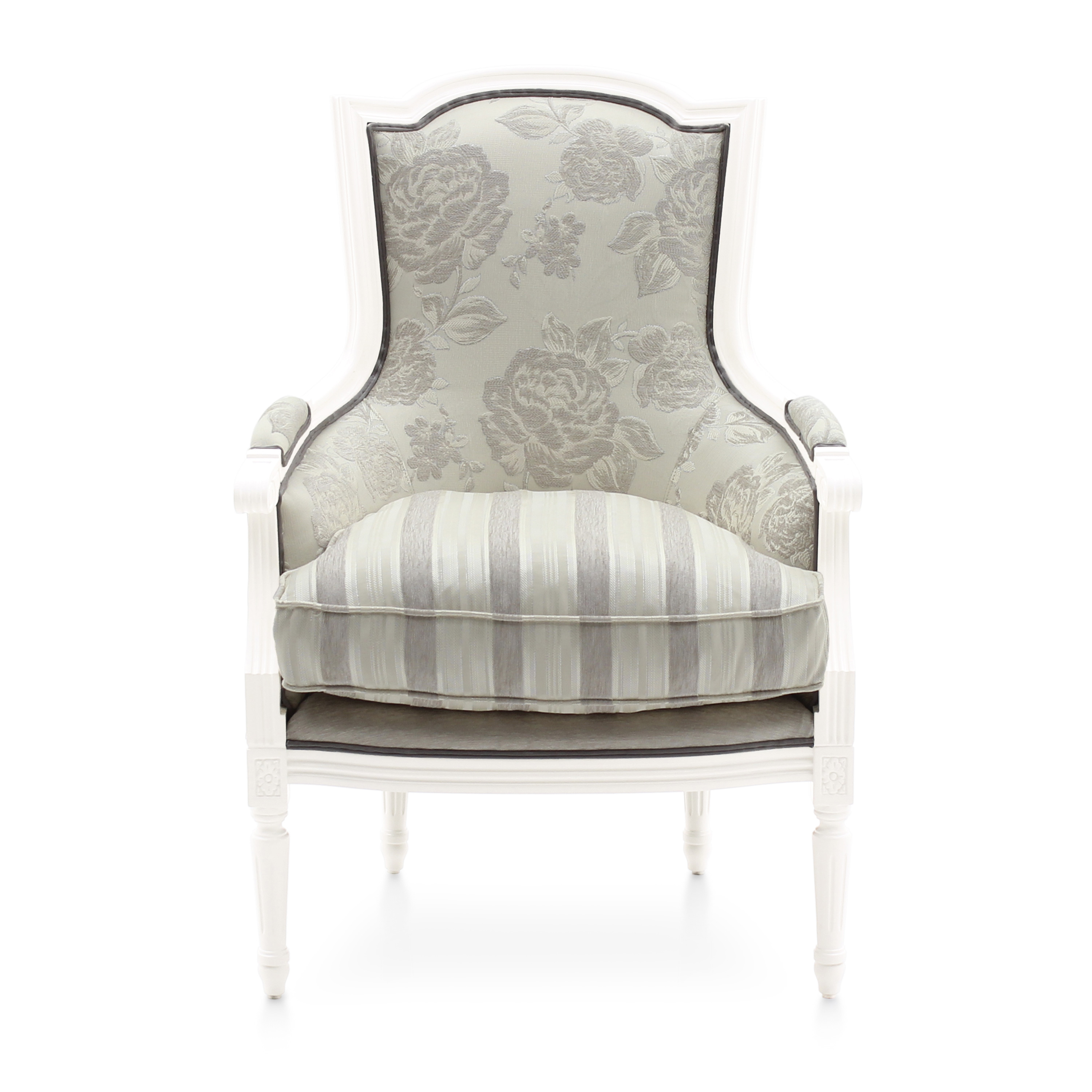 Classic Style Armchair Made of Wood Victoria