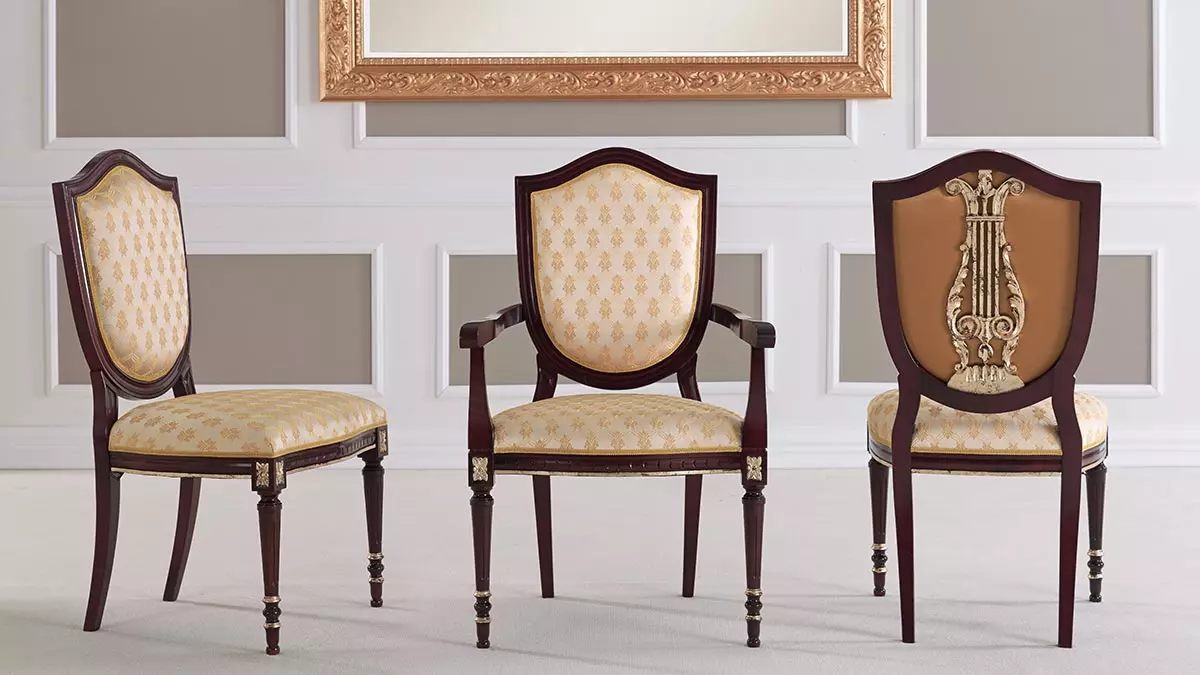 Two Italian classic chairs and an armchair - Violino chair by Sevensedie Italian furniture